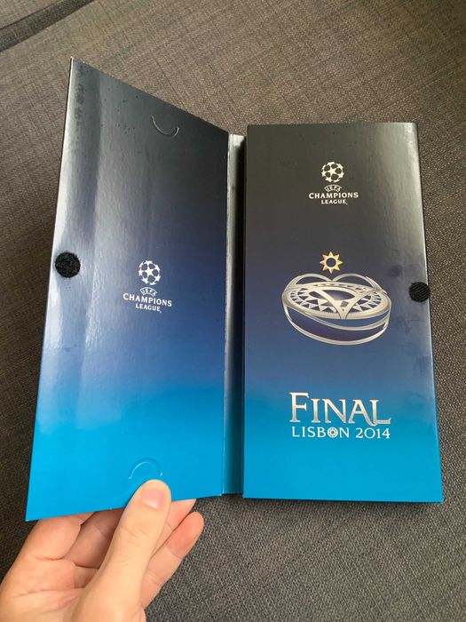 Caixa arquivadora UEFA Champions League Final Lisbon 2014