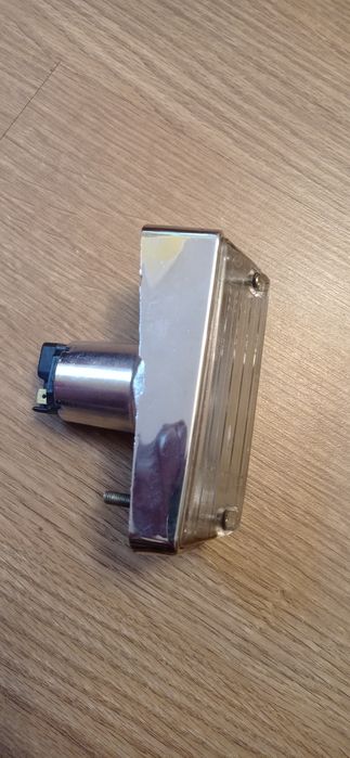 Продам новий передній габаритний фонар на ваз 2101.