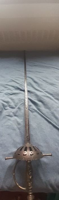 Réplica de espada