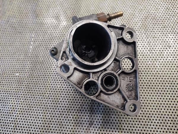 Depressor dos travões / bomba de vácuo PEUGEOT 406 (8B)