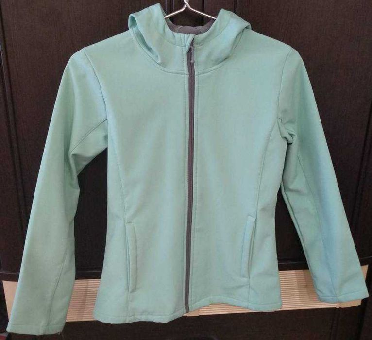 Ветровка на девочку