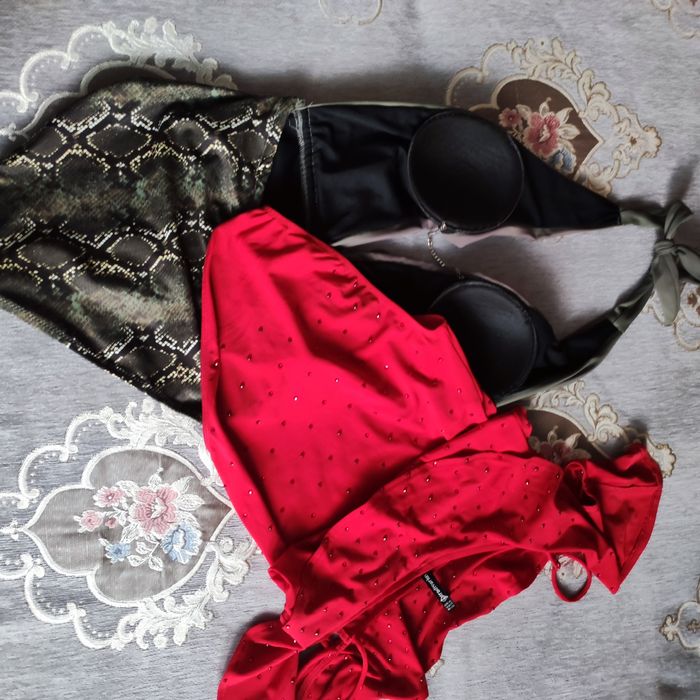 Купальник цельный слитный