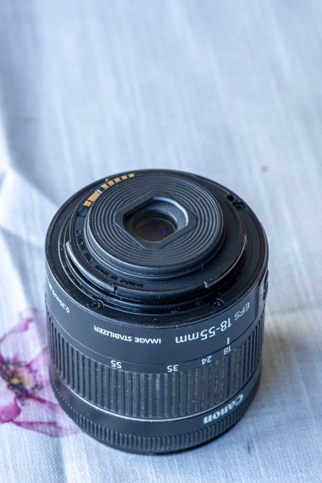 Canon 77D + 18-55mm