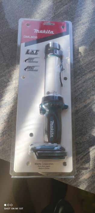 Latarka  Makita DML806
