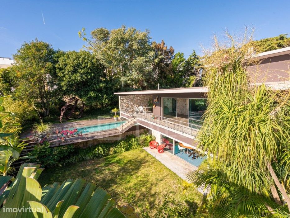 Moradia T6 com ampla vista mar, em Cascais