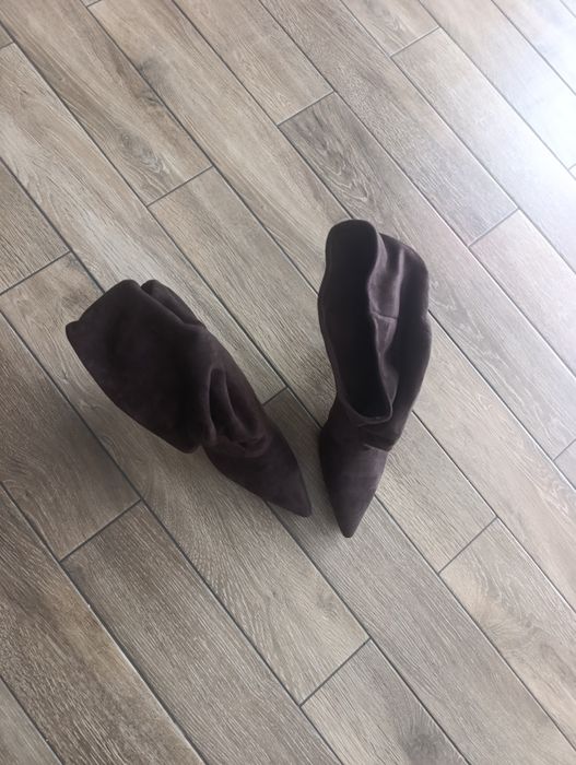 Buty na obcasie rozmiar 40