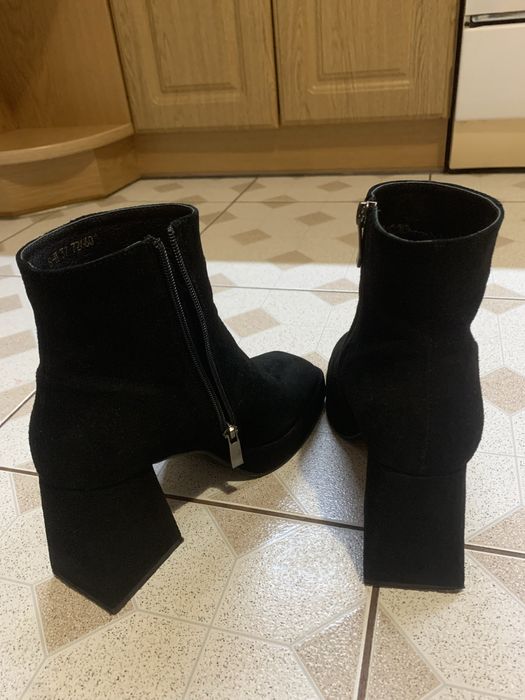 Чоботи Attico 37 р