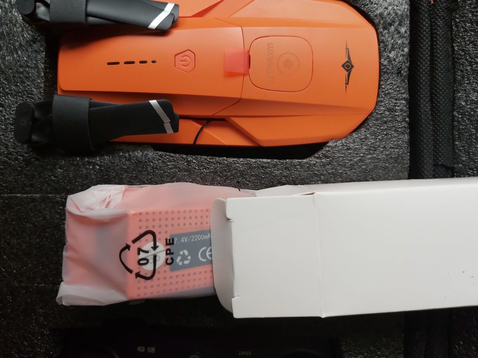 dron LUXWALLET Profesional R/C desing, model KF102 l