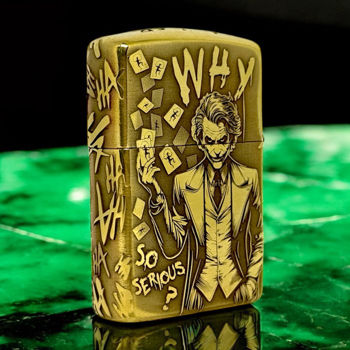 Нова оригінальна запальничка Zippo Joker Armor