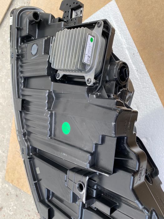 Фара лінзована матрична нова highland Tesla model 3 2023 2024