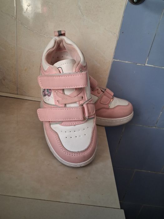 Кросівки для дівчинки, р.27