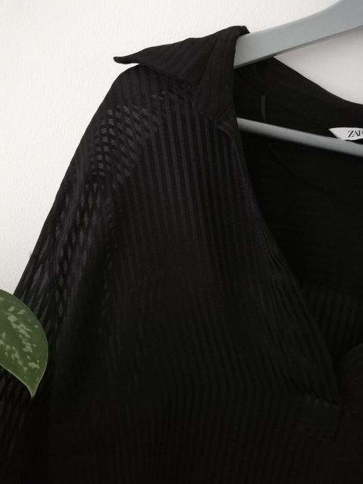 Czarna asymetryczna koszula oversize Zara