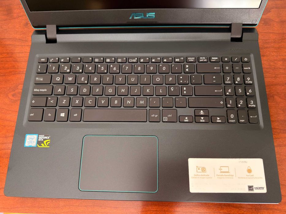 Asus X560u Gamming 15.6"FHD|i5-8250U|16GB Ram|Ssd 512Gb|GTX1050 4Gb|