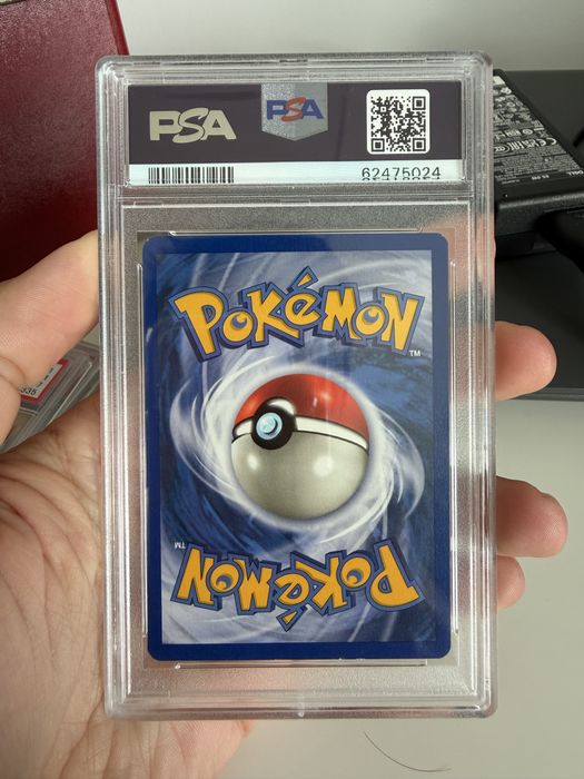 Carta pokemon graded zapdos holo fossil