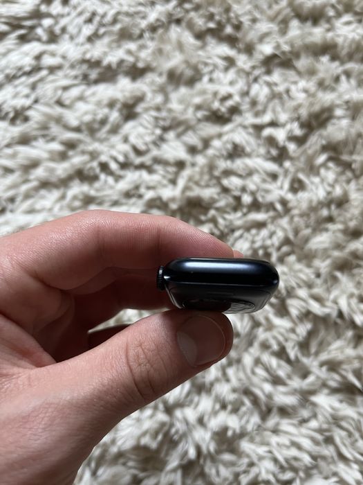 Продам Apple Watch SE 2 40mm