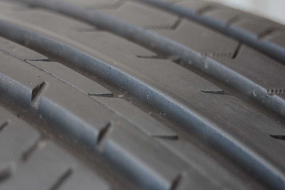 215/55/17 Continental ContiPremiumContact 5 215/55 R17 jak nowa