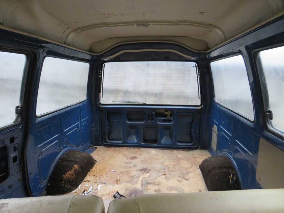 Nissan Vanette 2.0dCi de 1993 - Peças Usadas