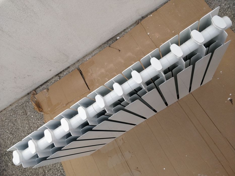 NOVO a ESTREAR Radiador AQ. Central BAXI-ROCA 12 elementos