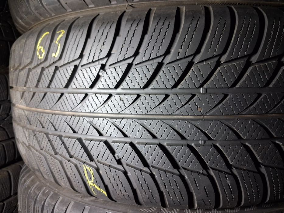 225/45 R18 Bridgestone blizzak LM 001 шини зима КОМПЛЕКТ