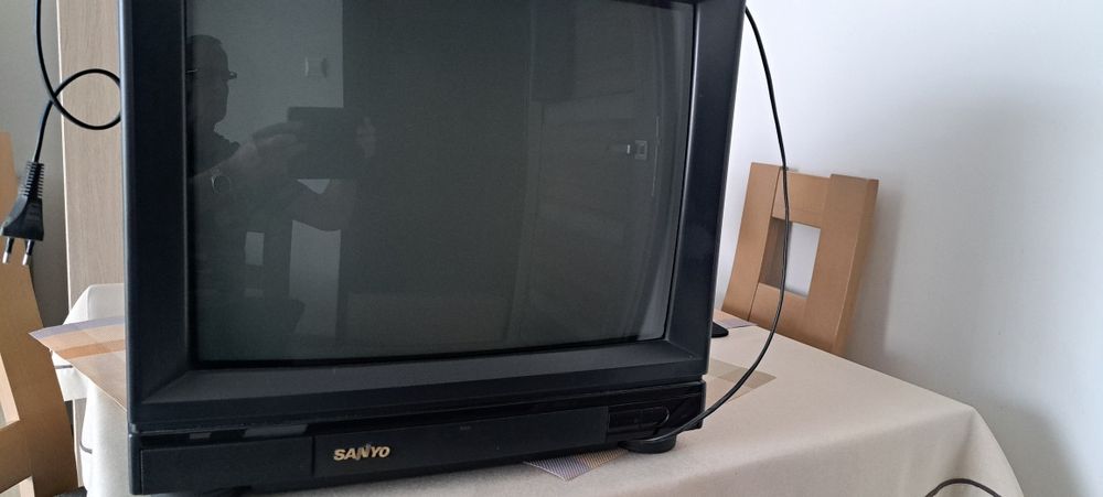 Sprzęt RTV...używany telewizor 21 cali