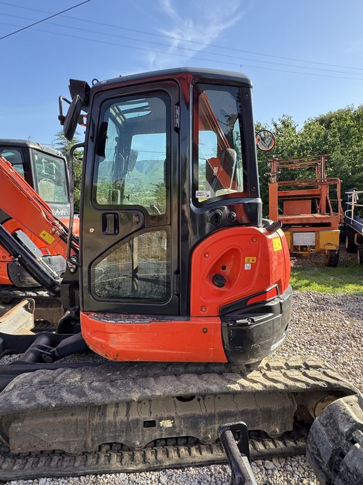Mini giratoria kubota u 48