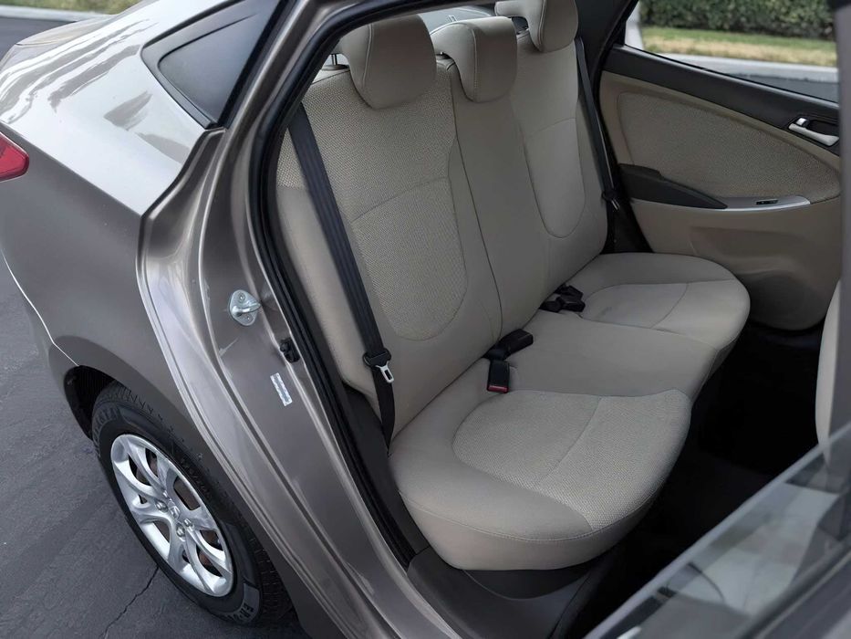 Hyundai Accent      2015