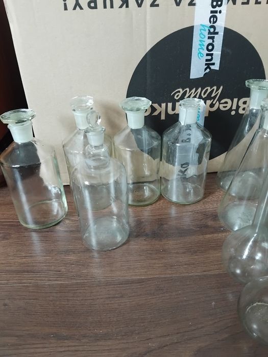 Stare szkło ozdobne laboratoryjne z PRL
