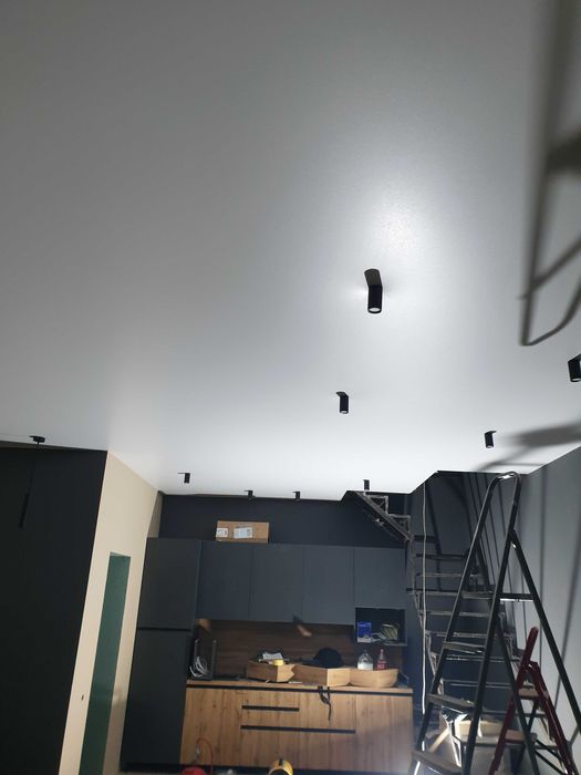 Натяжні Стелі (Натяжные Потолки)