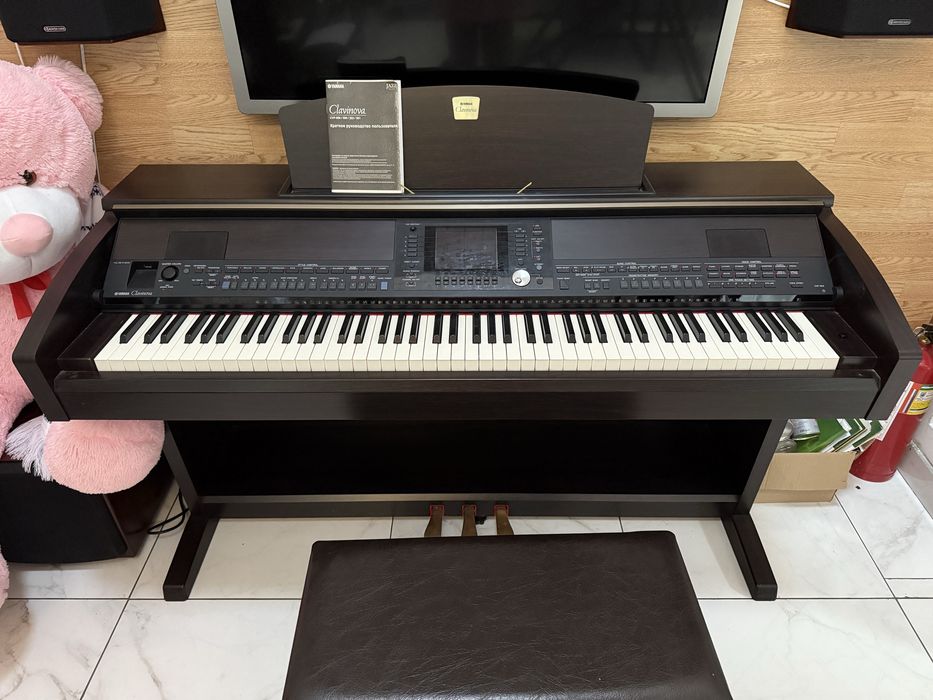 Yamaha CPV 503 Clavinova цифрове пианино