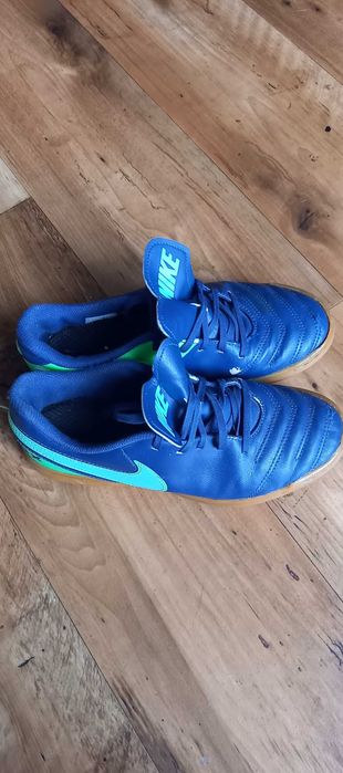 Buty sportowe halówki Nike rozm.37,5