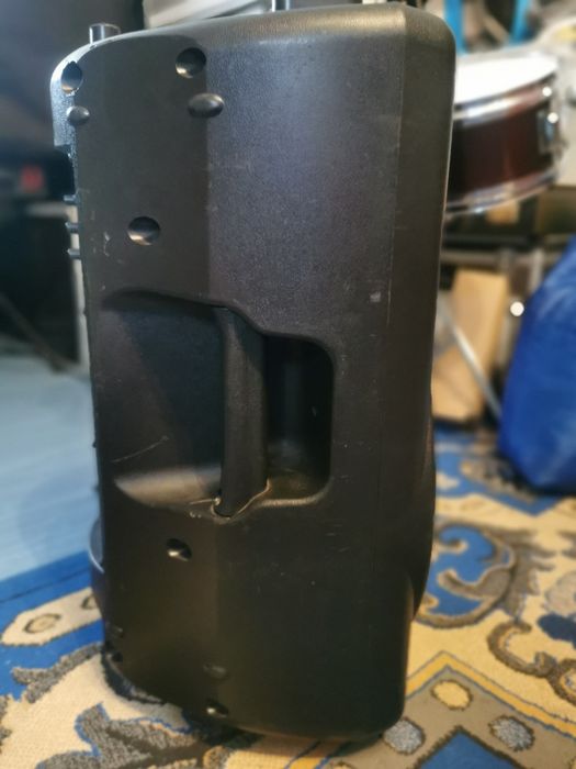 Kolumna aktywna Behringer