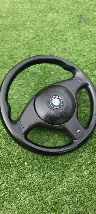 Volante em pele preta bmw E46 pack M compatível com vários modelos bmw