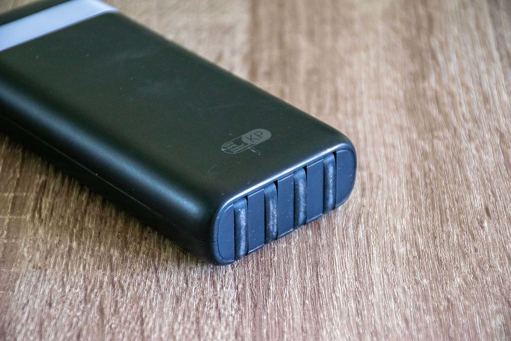 повербанк 20000 mAh PHIXI