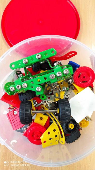 Klocki konstrukcujne