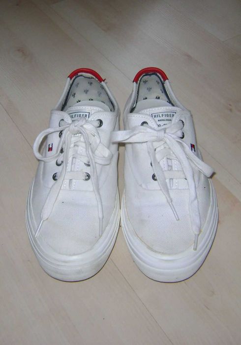 Trampki na lato TOMMY HILFIGER roz 43 UK9