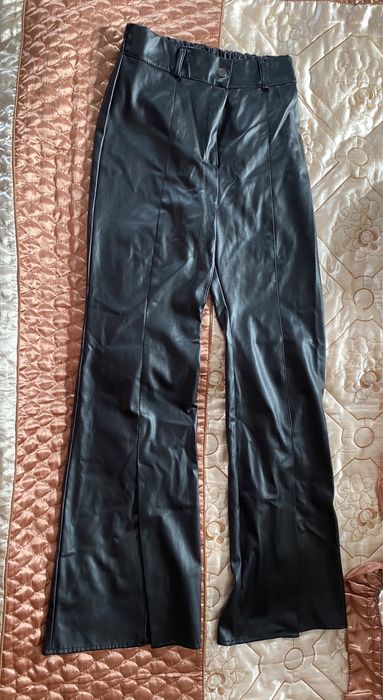 Шкіряні штани.