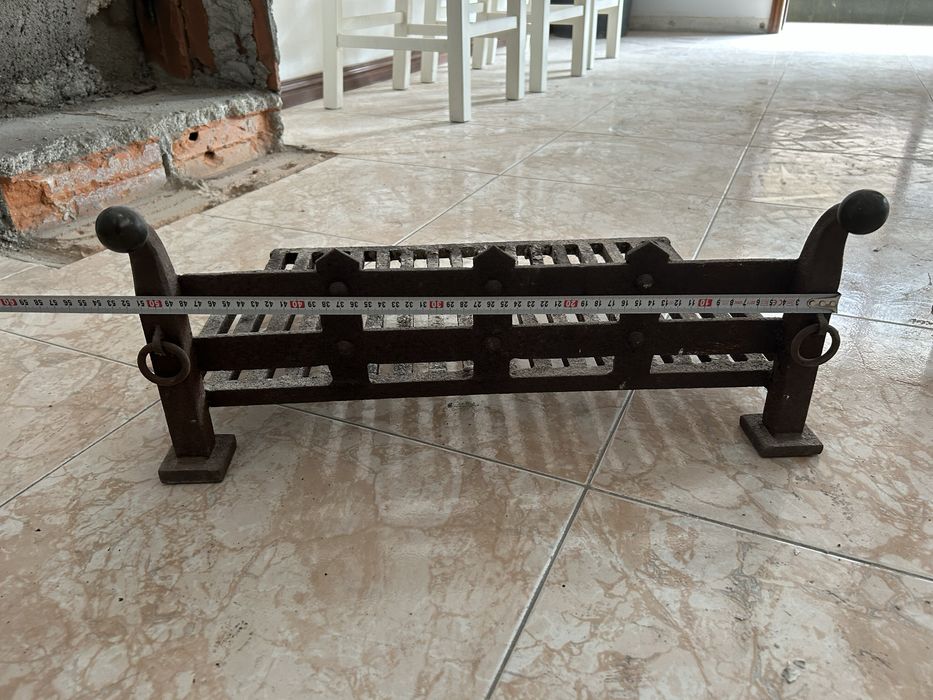 Base de Lareira em ferro
