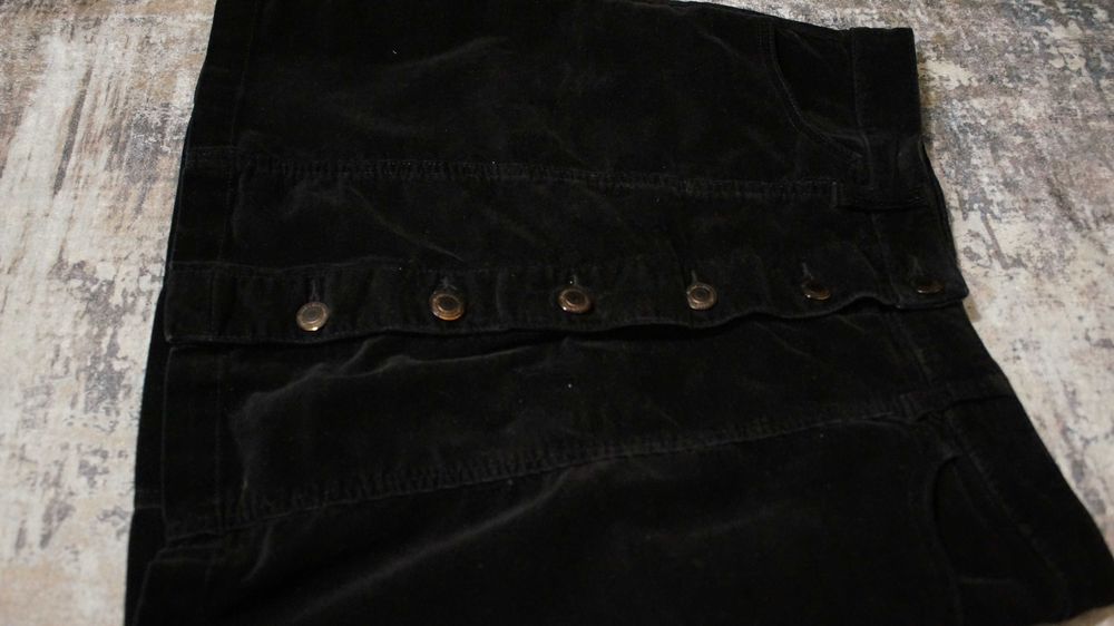 spódnica mini sztruksowa