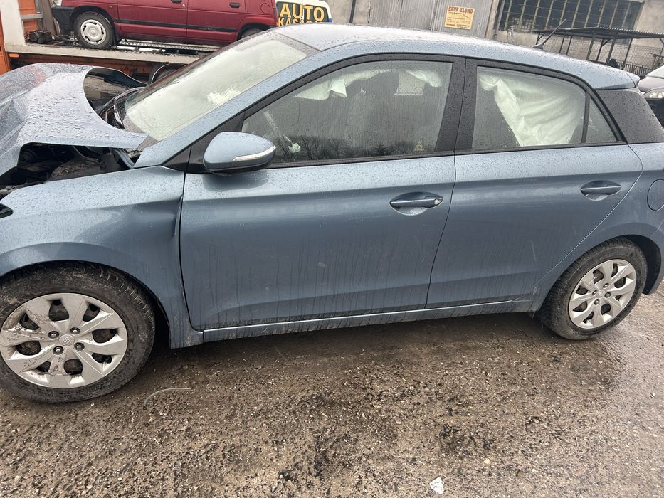 Klapa tylna Hyundai I20 kompletna