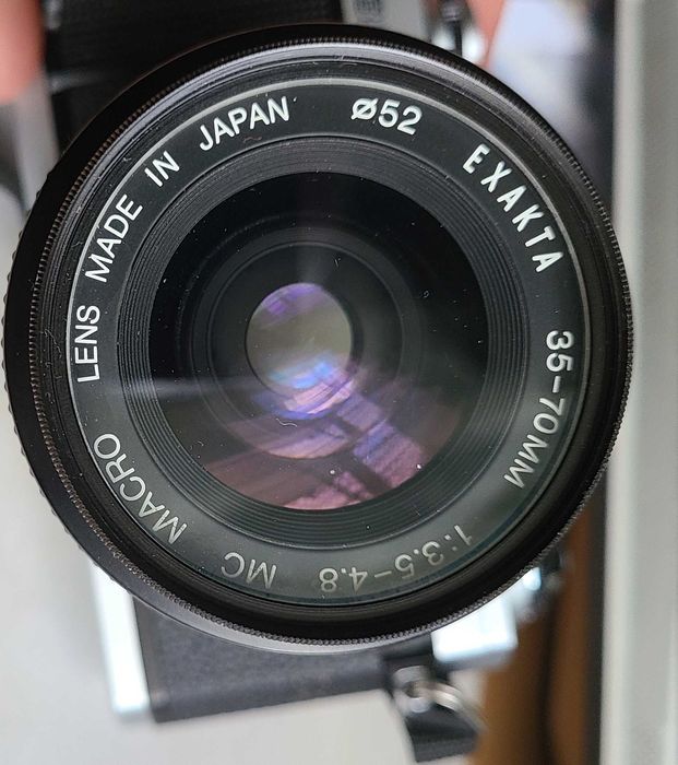 фотоапарат плівковий Minolta x300 з об'єктивом EXAKTA