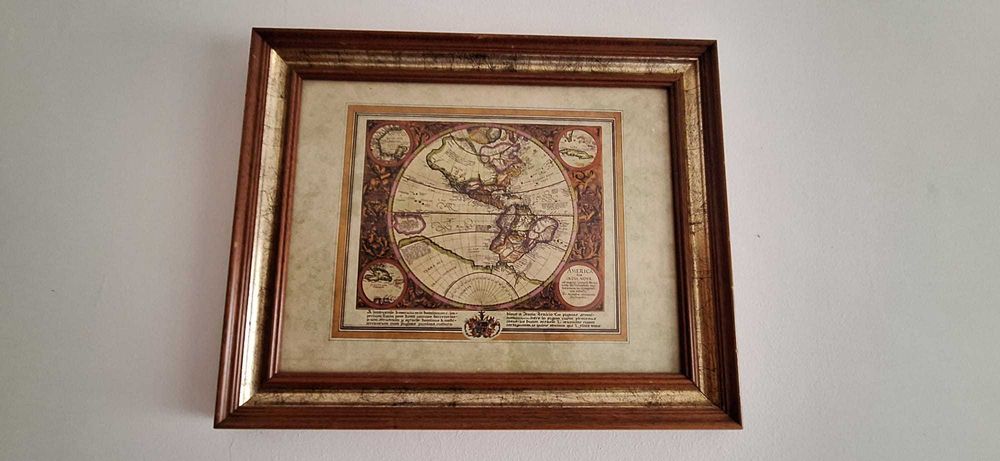 Quadros e elementos de decoração