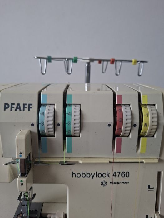 Owerlok PFAFF hobbylock 4760