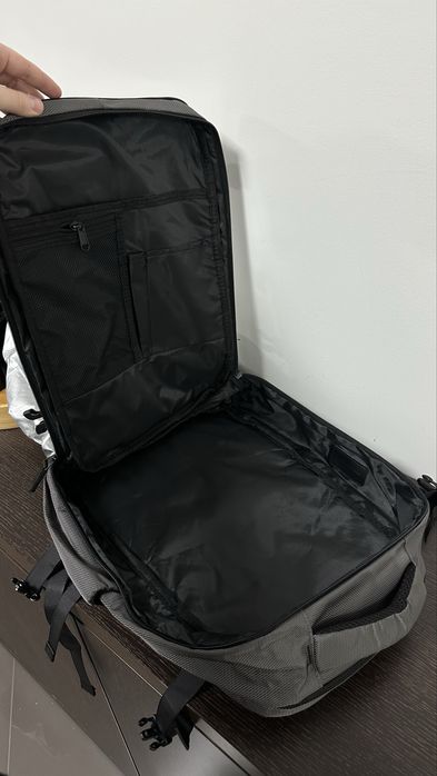 Mochila de viagem (nova)