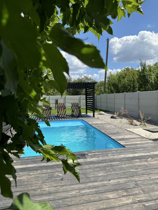 Готовий бізнес: 3 ділянки з житловим будинком