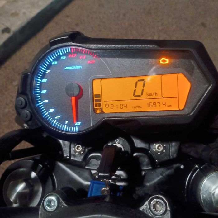 Benelli TNT 125 | Edição de Design Italiano (2021)
