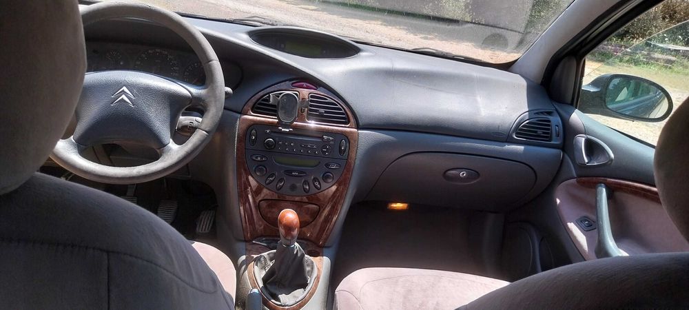 Carro a trabalhar, com inspeção feita recentemente, com marcas de uso, alguns afazeres, Observação: sem seguro. Motivo da venda: Viajem