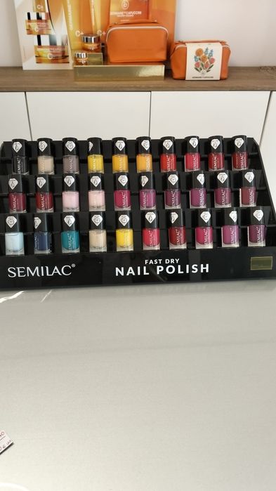 Lote 30 novos vernizes manicure Semilac + expositor
