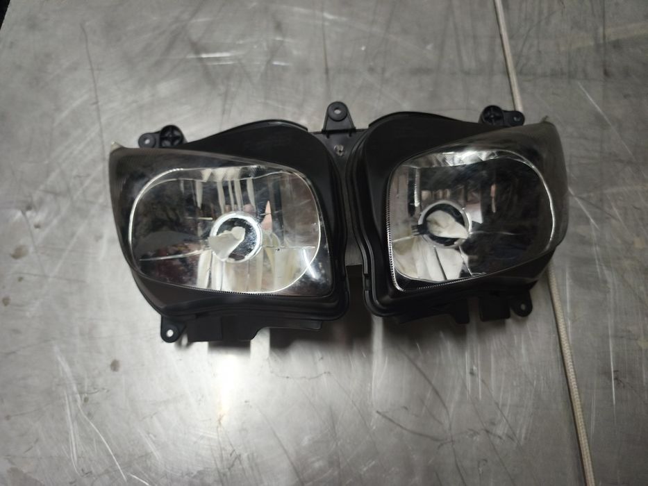 Yamaha FZ1 farol original