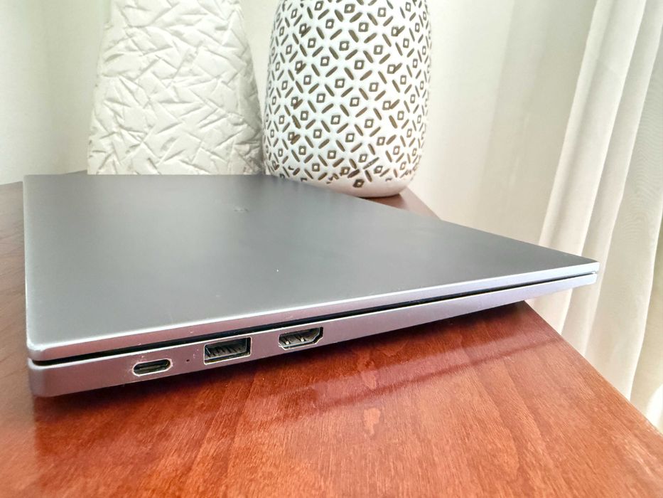 Huawei Matebook 14D|14"FullHD|Ryzen 5-3500u Quad Core|8G Ram|Ssd 256Gb