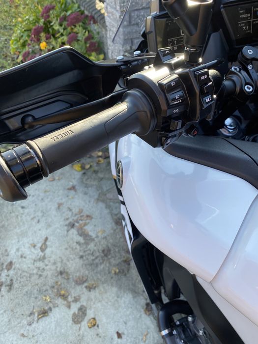 Yamaha tracer 900 gt mt 09